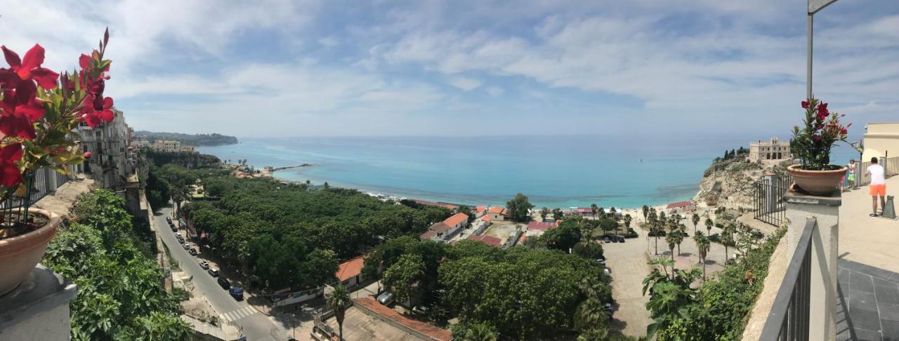 Chez Moi Tropea Centro Bed & Breakfast ภายนอก รูปภาพ