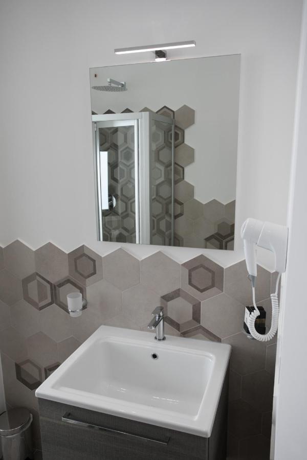 Chez Moi Tropea Centro Bed & Breakfast ภายนอก รูปภาพ