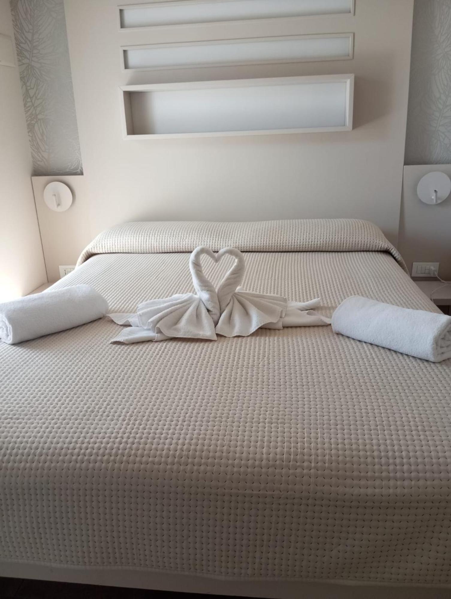 Chez Moi Tropea Centro Bed & Breakfast ภายนอก รูปภาพ