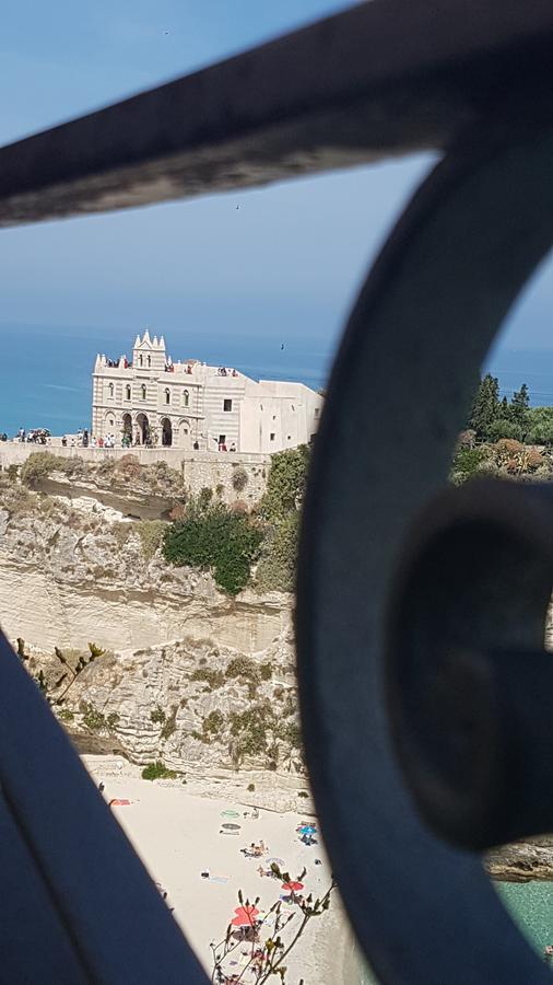 Chez Moi Tropea Centro Bed & Breakfast ภายนอก รูปภาพ